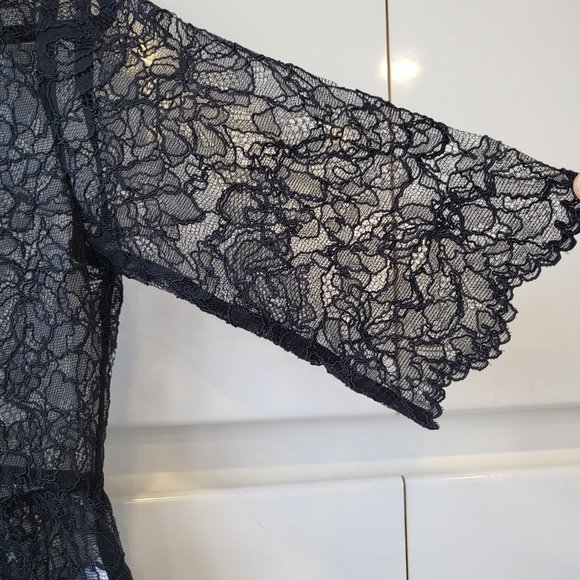 GANNI! Light Lace V Neck Blouse  Light Lace - Picture 7 of 10